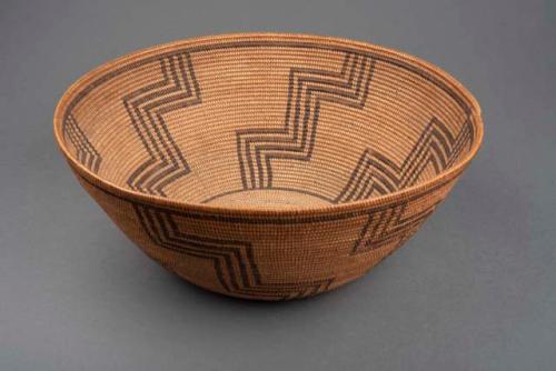 Basket - black geometric design