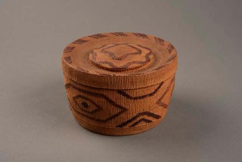 Small twined basket with rattle cover, brown false embroidery