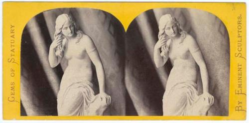 Stereoview of a sculpture of a woman