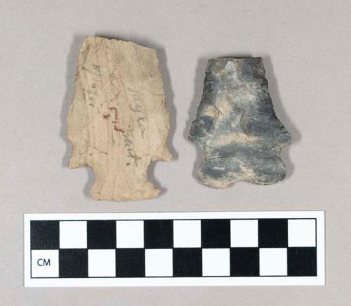 Chipped stone projectile points, bifurcate base and corner-notched, chert.