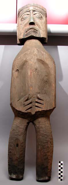 Figure of watcher for quests; cedar