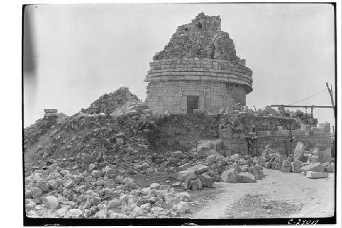 Caracol, N side upper terrace before repair.