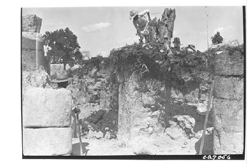 N. Colonnade. During excavation.