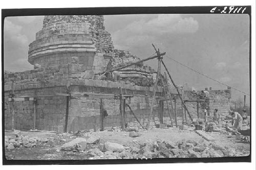 Caracol, E side upper terrace before excavation.