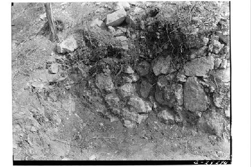 Casa Redonda. Detail of facing of mound.