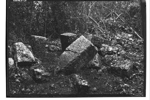 NE Colonnade - E. section of secondary wall beginning at sculptured columns SW o