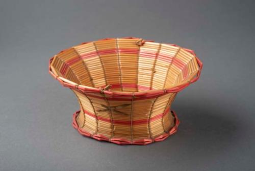 Miscellaneous baskets - for commercial uses, no real value to the +