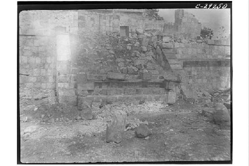 Caracol, W. Annex, repair of W. stairway.