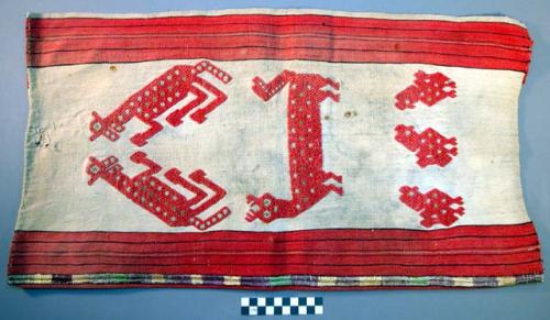 Woman's utility cloth (tzute)