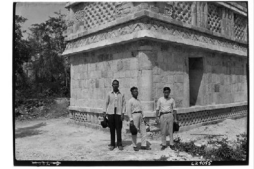 T. of 3 Lintels, at close of 1928 field season, Chinese house servants in foregr