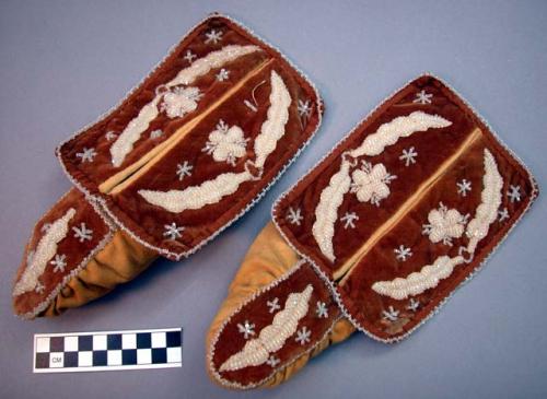 Pair of moccasins - white bead decoration on brown velvet