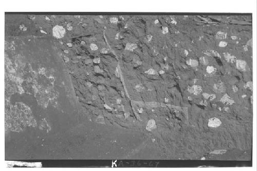 Mound I : 7 Section of N. talud and step at N. penetrating trench.