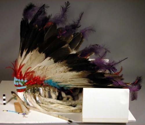 Man's war bonnet