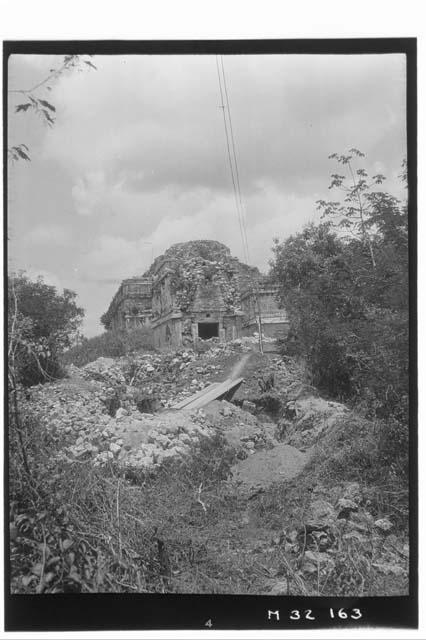 Southeast Annex and southeast court dump at Monjas