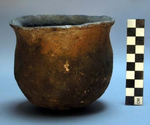 Cooking pot, small, pottery