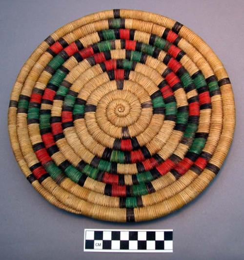 Coiled basket tray