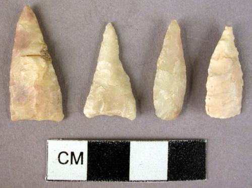 4 elongated triangular flint arrowheads