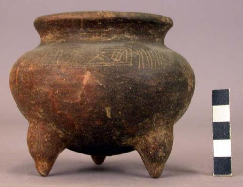 Ceramic, complete tripod jar, incised shoulder decoration