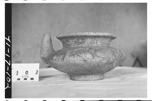 Usulutan Bowl with Grooved Lobes, Spout, and Ring Base