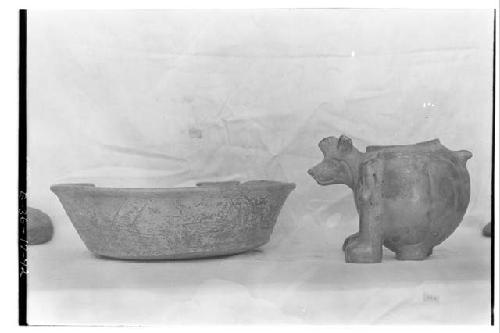 Z 343 = pottery animal vase, Z 677 = pottery bowl