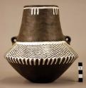 CAST of a Walternienburg pot with white inlay