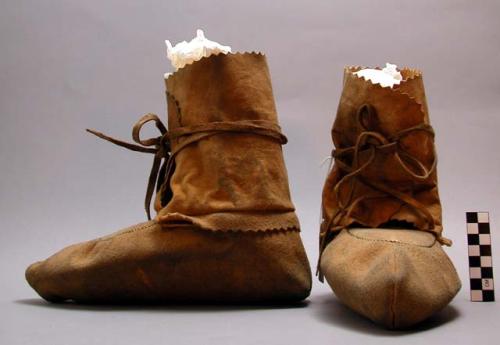 Inuit moccasins hot sale