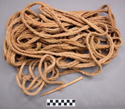 Rope for stringing fish with wooden needle attached - rope of white +