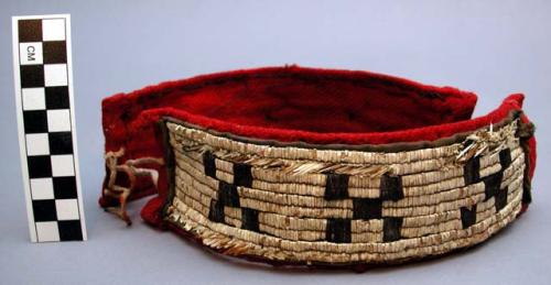 Tie-on moccasin bands