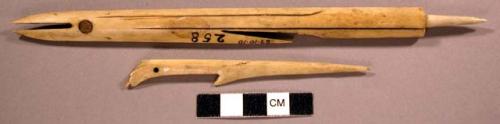 Spear point of bone