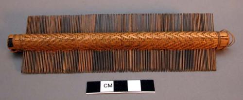 Comb, double sided, basketry center