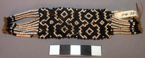 Young girl's bracelet - brownish, black & white beads