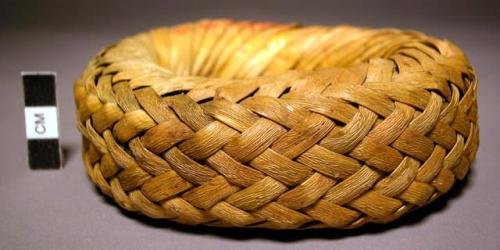 Basketry pot rest