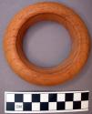 Carved wood ring, longitudinally flat base