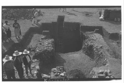 Mound I - Tomb III and B platform.