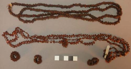 Necklaces of seeds