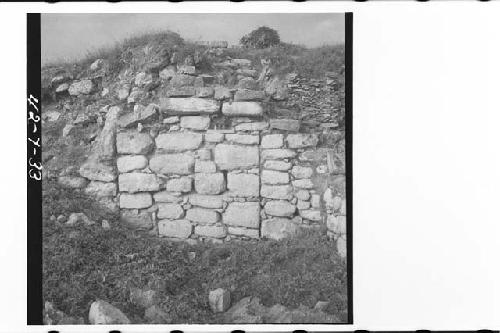 Acropolis. N.temple. S.facade. Doorway pier & secondary filling on both sides.