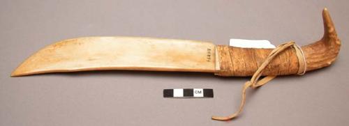 Sioux knife. Blade made from carved bone.