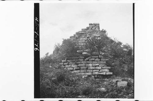 Mound behind hacienda office. Detail of masonry on N. face.