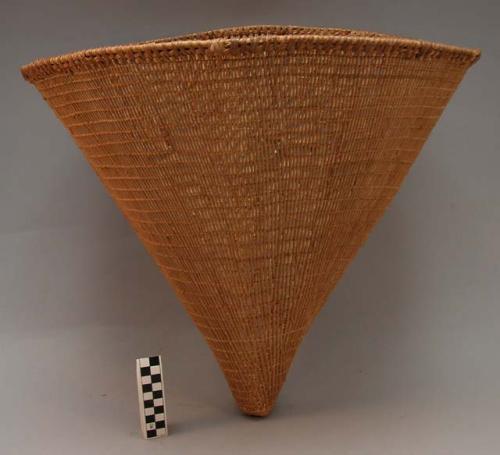 Conical carrying baskets