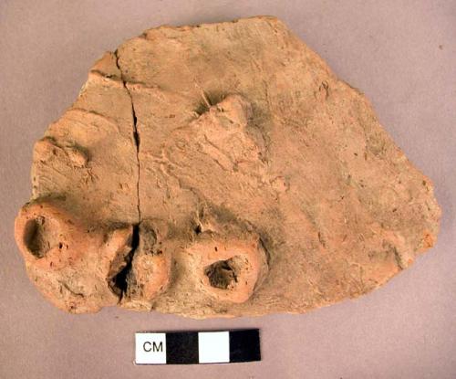 Potsherd of finger streaked barbotine with applied band with finger tip mark