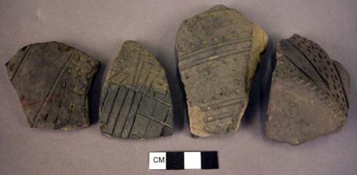 7 potsherds - grooved ware