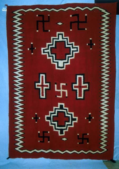 Early Ganado rug with Crystal influence