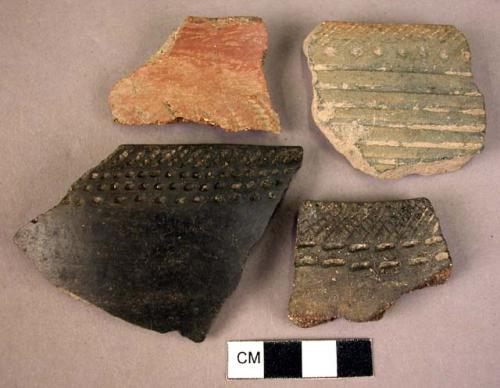 4 decorated pot sherds