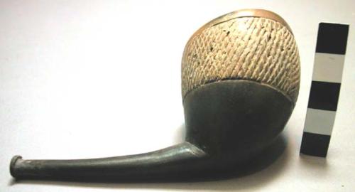 Clay tobacco pipe