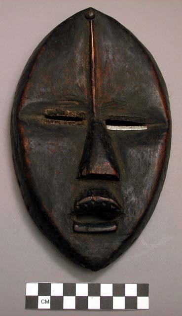 Wooden face mask