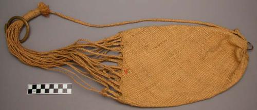 Woven carrying bag