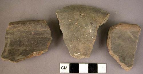 3 fragments of pottery bowls