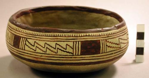 REPRODUCTION - Mercado red-on-cream bowl