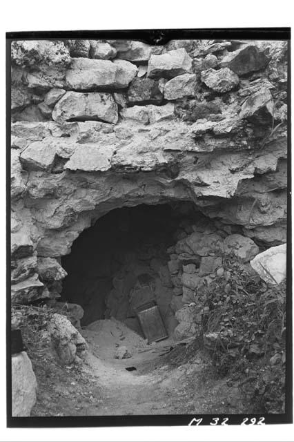 South entrance of cave at Platform 4 at Monjas.