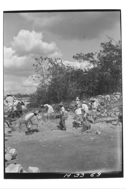 Building East of Iglesia, Manjas